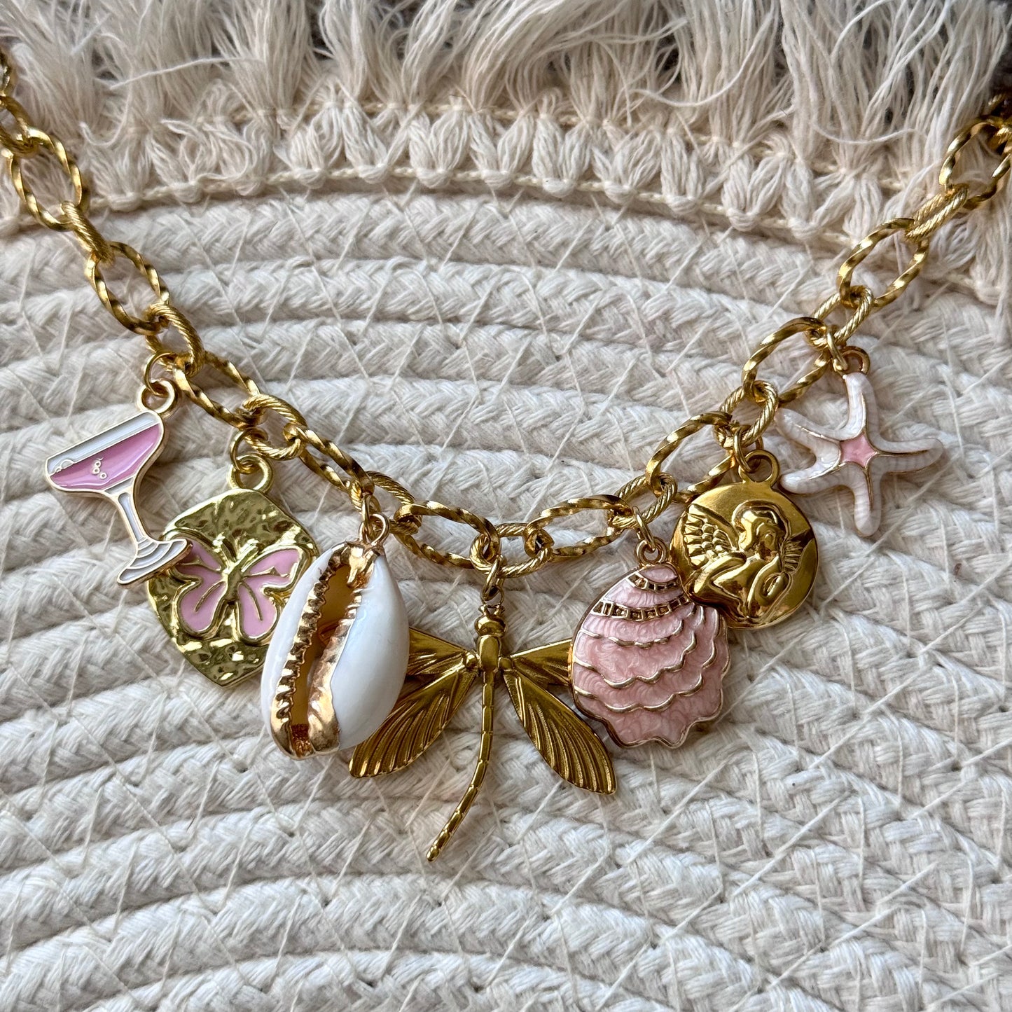 bedelketting shell pink