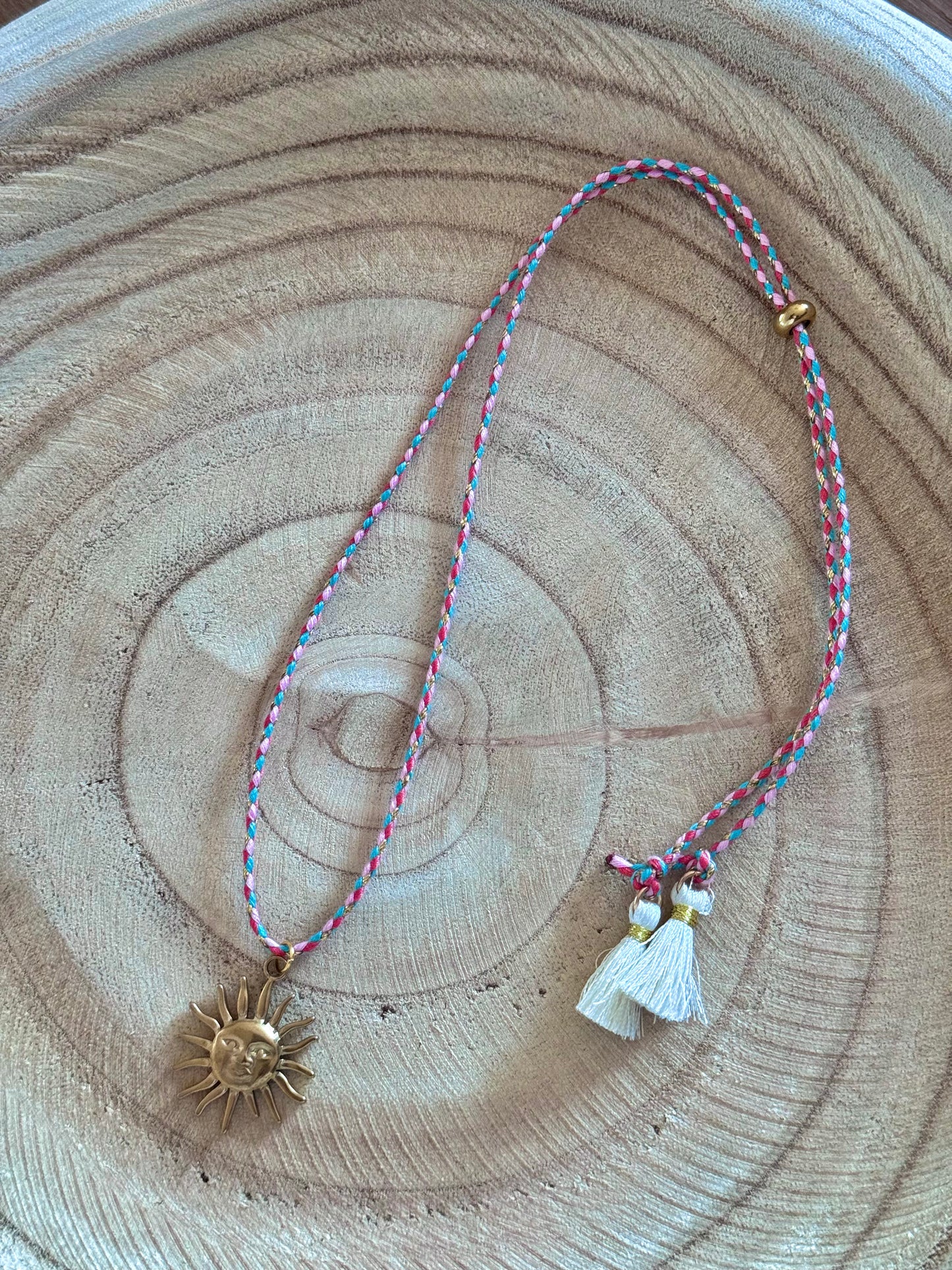 glittery sun ketting